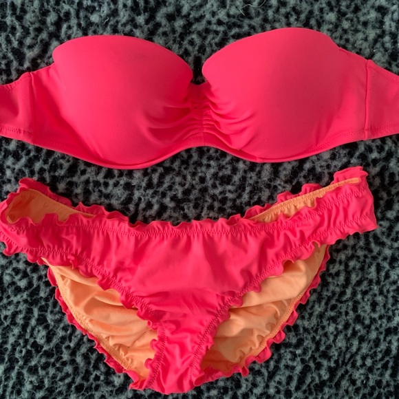 Victoria’s Secret set - Picture 1 of 1